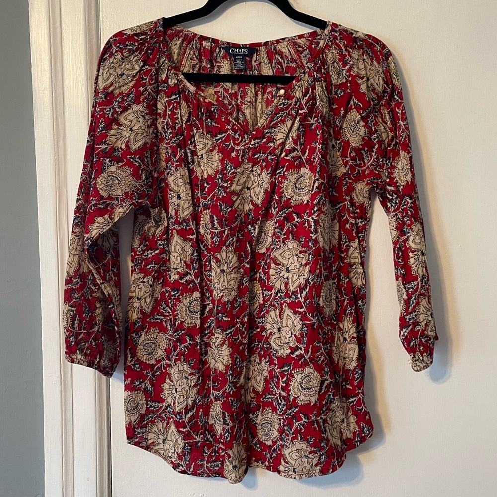 Red floral top